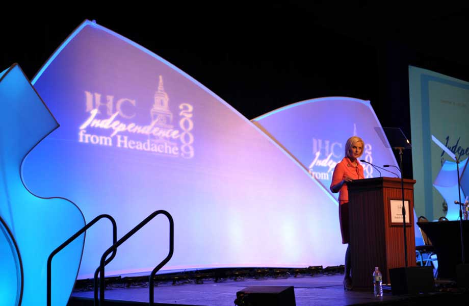 Cindy McCain: Zeit, sich der Sache anzunehmen