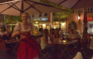 Fasten führt schließlich zu einer übermäßigen Deckung des Energiebedarfs, insbesondere am Abend