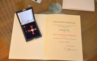 bundesverdienstkreuz-prof-hartmut-gobel-schmerzklinik-kiel-2