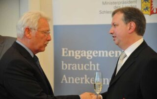 bundesverdienstkreuz-prof-hartmut-gobel-schmerzklinik-kiel-52