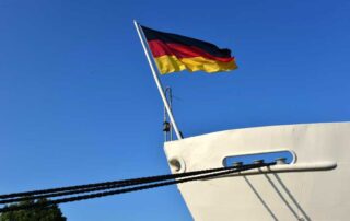 cap-san-diego-vor-der-schmerzklini-kiel-12