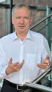 Prof. Dr. Hartmut Göbel